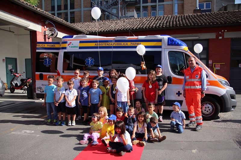 La Pubblica dei bambini_Ambulanza dei pupazzi