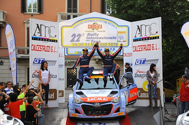 Rally del Taro Fontana-podio-Taro-2015