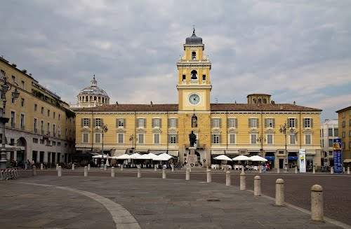 piazza garibaldi